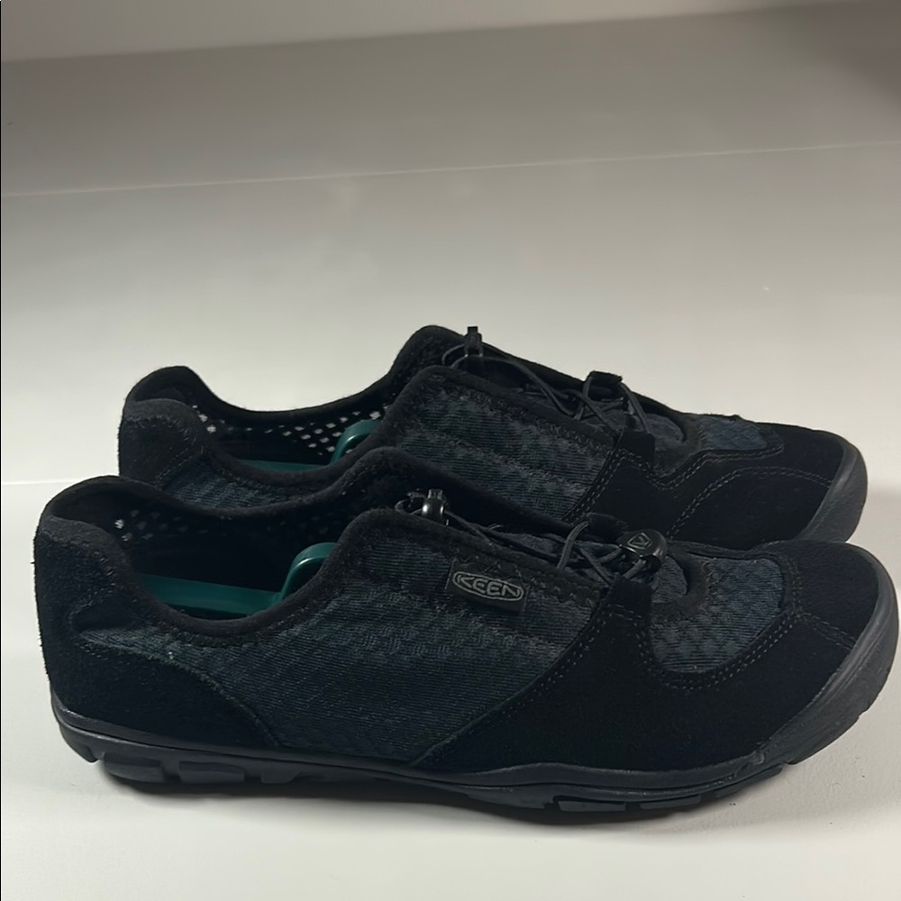 2 for $50 Keen Shoes Women’s Size 10 KEEN Mercer CNX Leather and Mesh Shoes